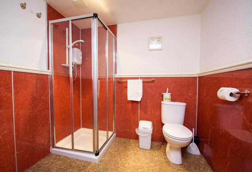 Люкс Вид на Море, Delmont