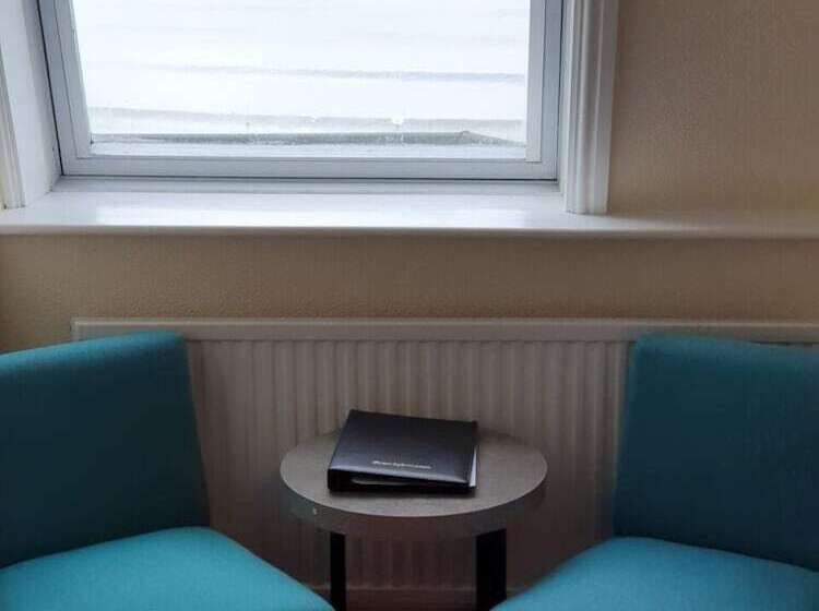 Номер Economy, Delmont