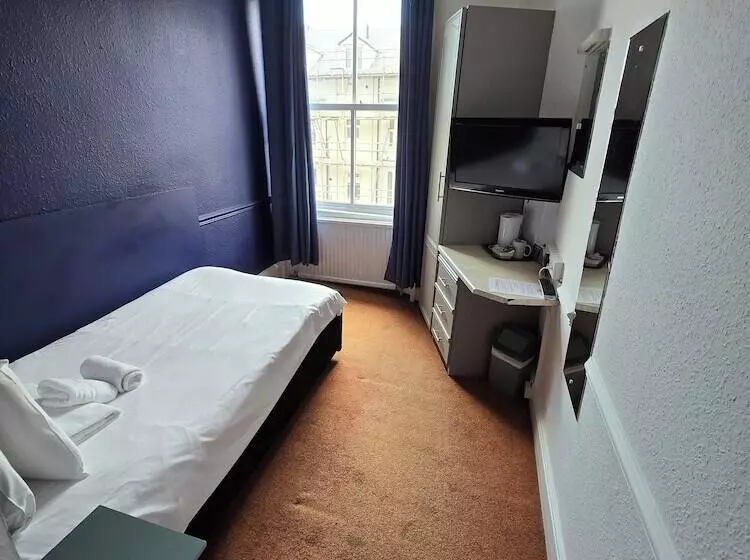 Economy Yhden Hengen Huone, Delmont