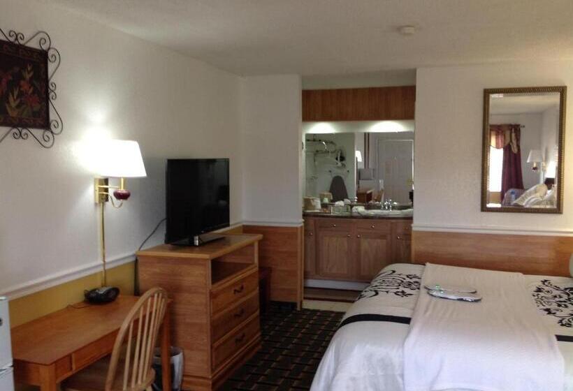 غرفة قياسية سرير كينج, Hallmarc Inn & Suites Of West Memphis