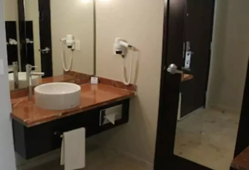 ２ダブルベッドのスタンダードルーム, Holiday Inn Express Ciudad Del Carmen, An Ihg