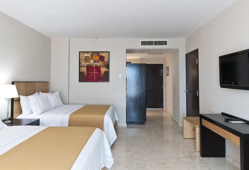 ２ダブルベッドのスタンダードルーム, Holiday Inn Express Ciudad Del Carmen, An Ihg