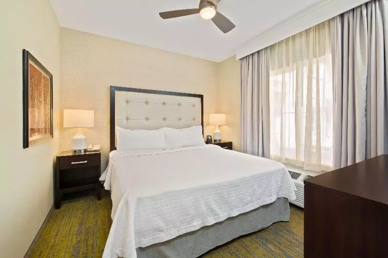 キングサイズベッドのスイートルーム, Homewood Suites By Hilton Denver West  Lakewood