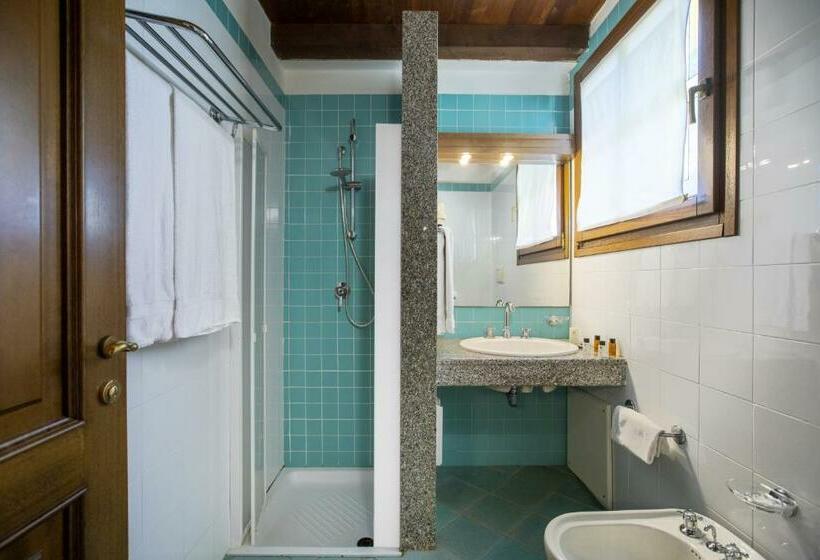 חדר סופריור, La Torre