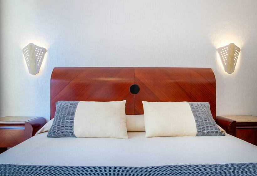 חדר סופריור, La Torre