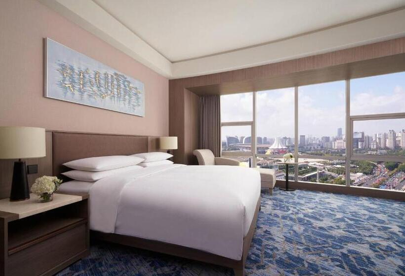 이그제큐티브 룸 킹사이즈 침대, Nanning Marriott