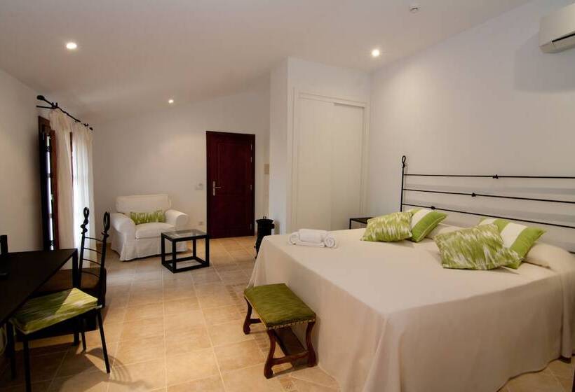 디럭스 룸, Petit Hotel Algaida