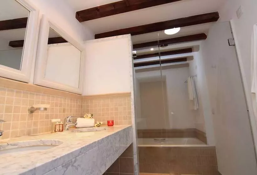 اتاق سوپریور, Petit Hotel Algaida