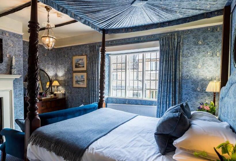 غرفة قياسية, The Acorn Inn