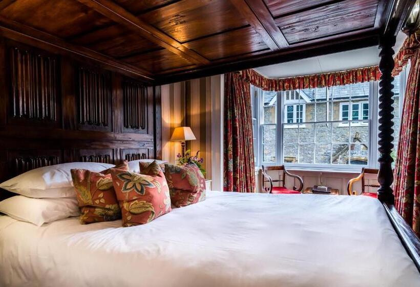 غرفة قياسية, The Acorn Inn