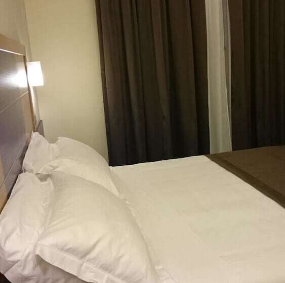 スタンダードシングルルーム, Vittoria