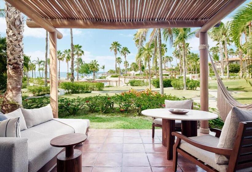 اتاق لوکس با تخت بزرگ, The St. Regis Punta Mita Resort
