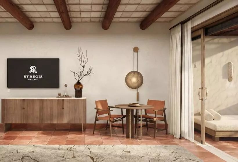 اتاق لوکس با چشم‌انداز باغ, The St. Regis Punta Mita Resort