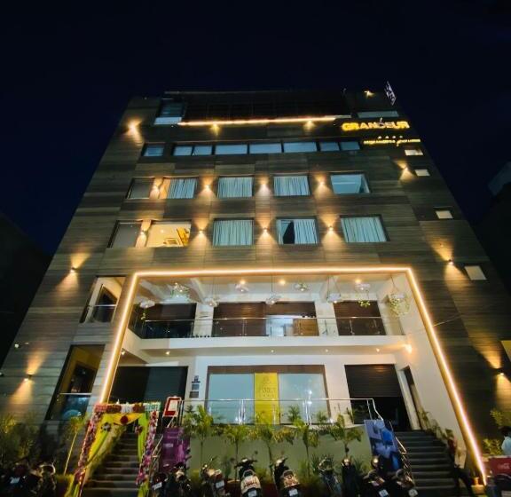 豪华房间, Ss Grandeur