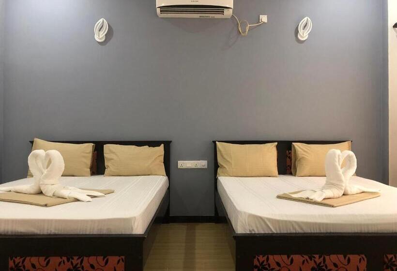 חדר סטנדרט לארבעה, Canal S Edge