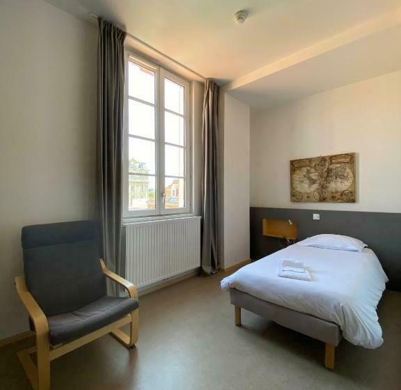 اتاق استاندارد یک نفره, Saint Louis Beaulieu   Bordeaux