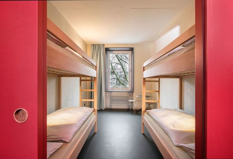 标准四人间共用浴室, Bern Youth Hostel