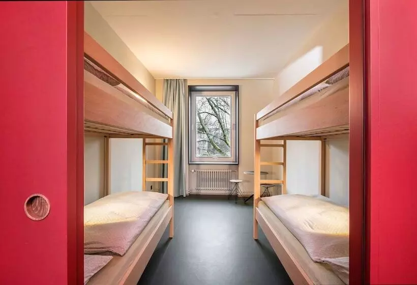 اتاق استاندارد چهارنفره با سرویس بهداشتی مشترک, Bern Youth Hostel