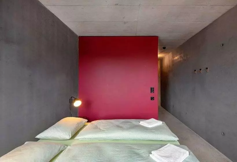 اتاق استاندارد, Bern Youth Hostel