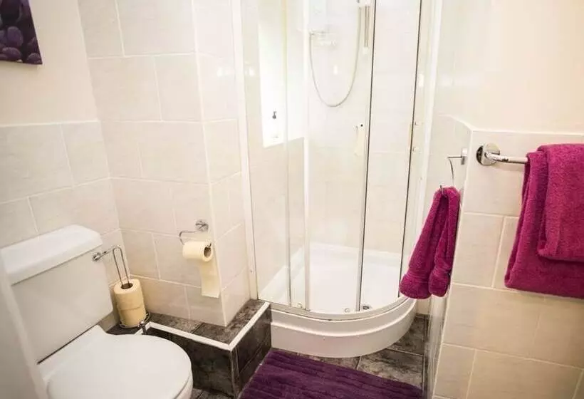 Standard Yhden Hengen Huone, Parasol Weston Guest House