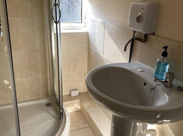 Pokój Standard, Parasol Weston Guest House