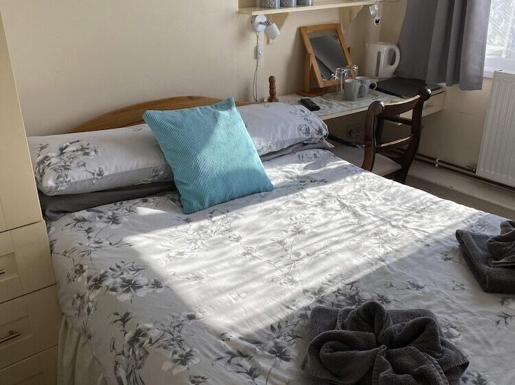 Pokój Standard, Parasol Weston Guest House