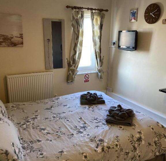 Pokój Basic, Parasol Weston Guest House