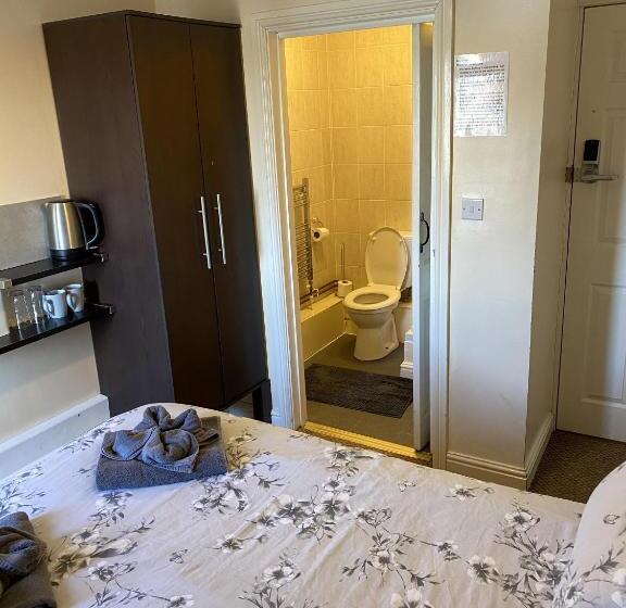 Pokój Basic, Parasol Weston Guest House