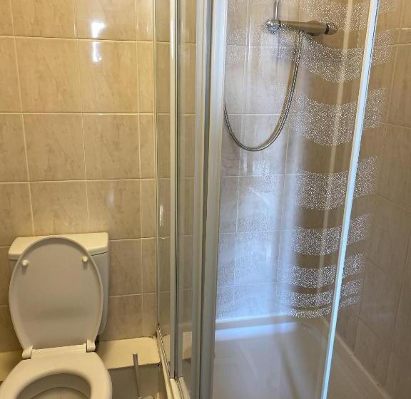 Pokój Basic, Parasol Weston Guest House