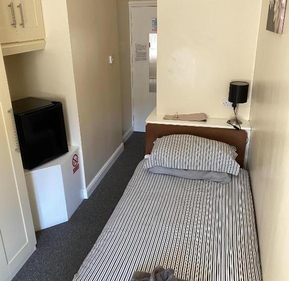 Pokój Standard Jednoosobowy, Parasol Weston Guest House