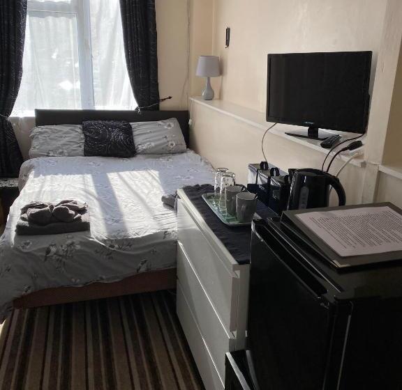 Pokój Standard, Parasol Weston Guest House