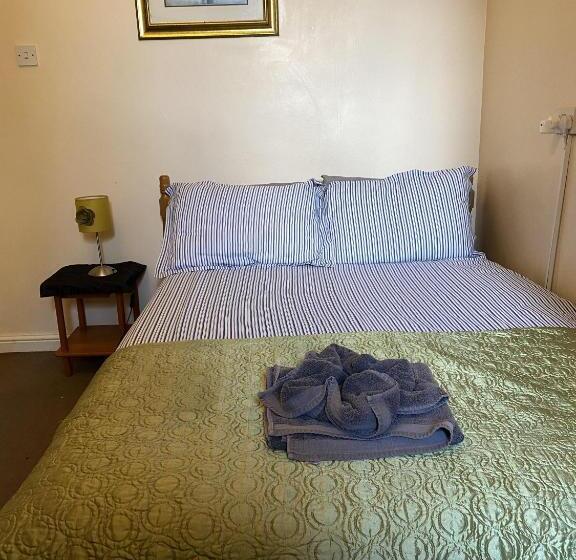 Pokój Standard, Parasol Weston Guest House