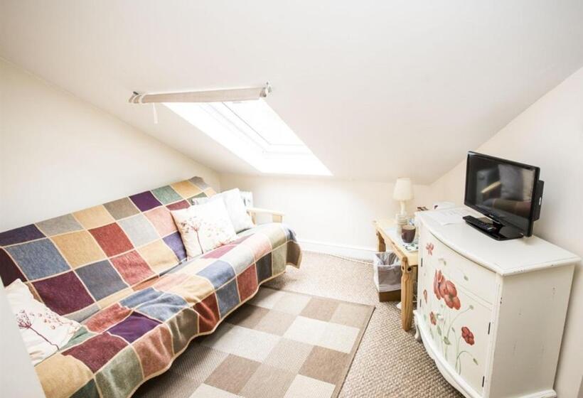 Pokój Standard Jednoosobowy, Parasol Weston Guest House