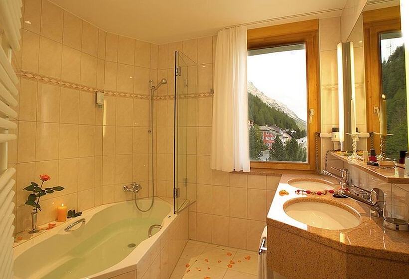 اتاق سوپریور, Albris