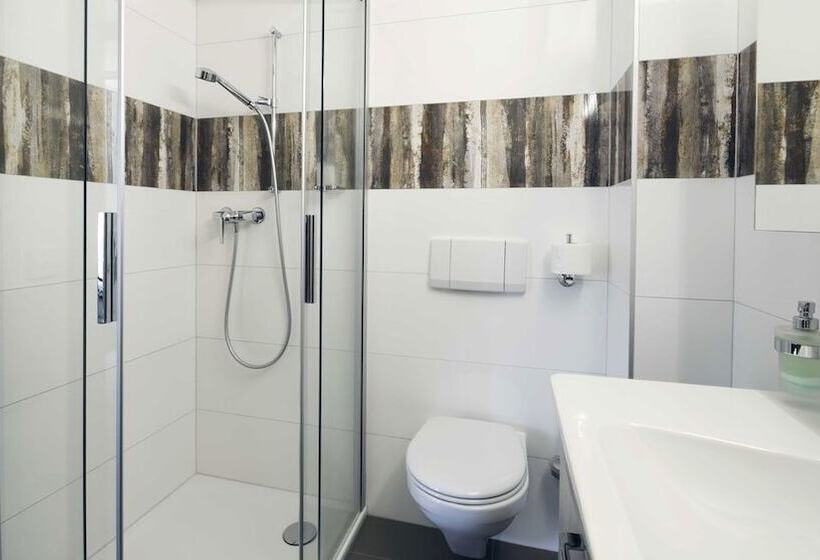 Номер Стандарт, Hôtel Chez Gilles