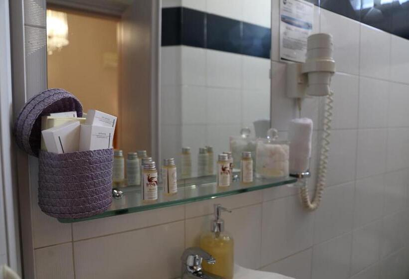 バルコニー付きスタンダードルーム, Esperia Boutique