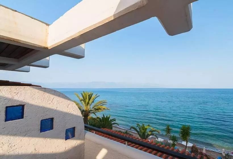 海の見えるスタンダードスタジオ, Grekis Beach Hotel And Apartments