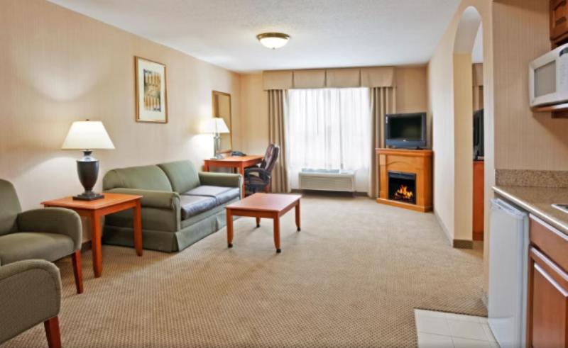 Mozgáskorlátozott Suite, Holiday Inn Express Hotel & Suites Howell, An Ihg