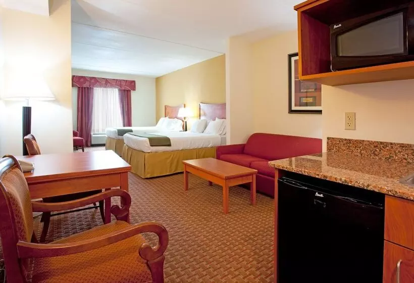 スイート, Holiday Inn Express Hotel & Suites Jacksonville North Fernandina, An Ihg