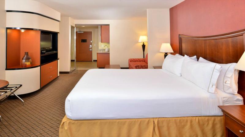 스탠다드 룸 킹사이즈 침대, Holiday Inn Express Hotel & Suites Lincoln By Ihg