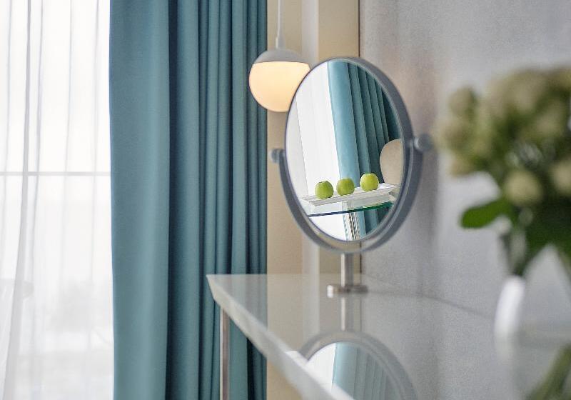 스탠다드 룸 킹사이즈 침대, Holiday Inn Express Hotel & Suites London, An Ihg