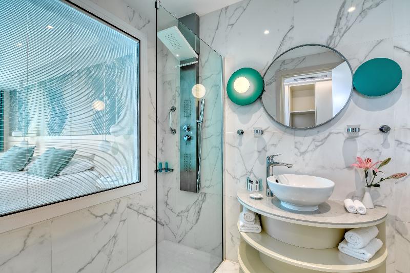 스탠다드 룸 킹사이즈 침대, Holiday Inn Express Hotel & Suites London, An Ihg