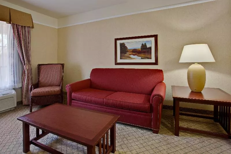 Sviitti King-vuode, Holiday Inn Express Hotel & Suites San Dimas, An Ihg