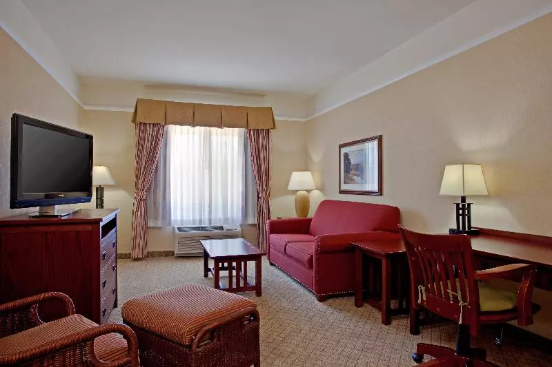 Sviitti King-vuode, Holiday Inn Express Hotel & Suites San Dimas, An Ihg