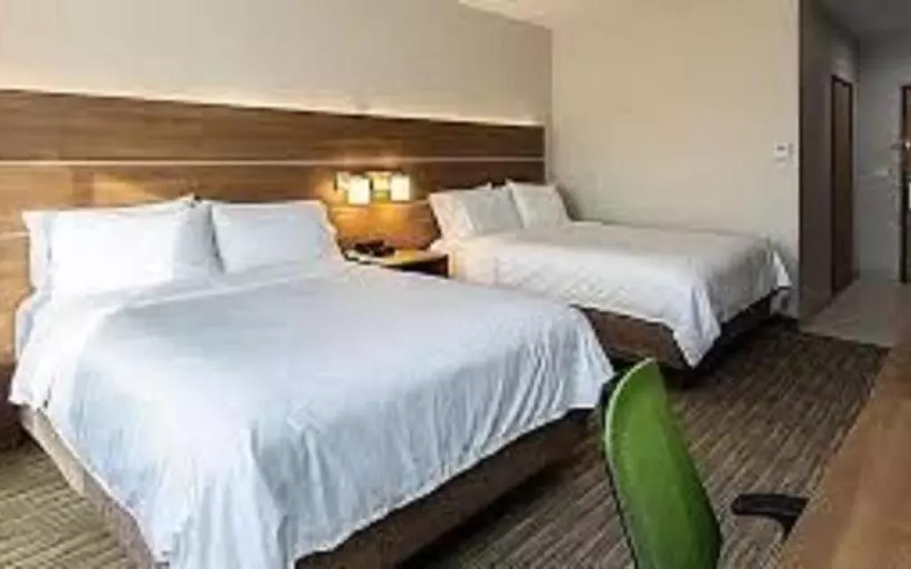 スタンダードルーム, Holiday Inn Express Mccomb, An Ihg