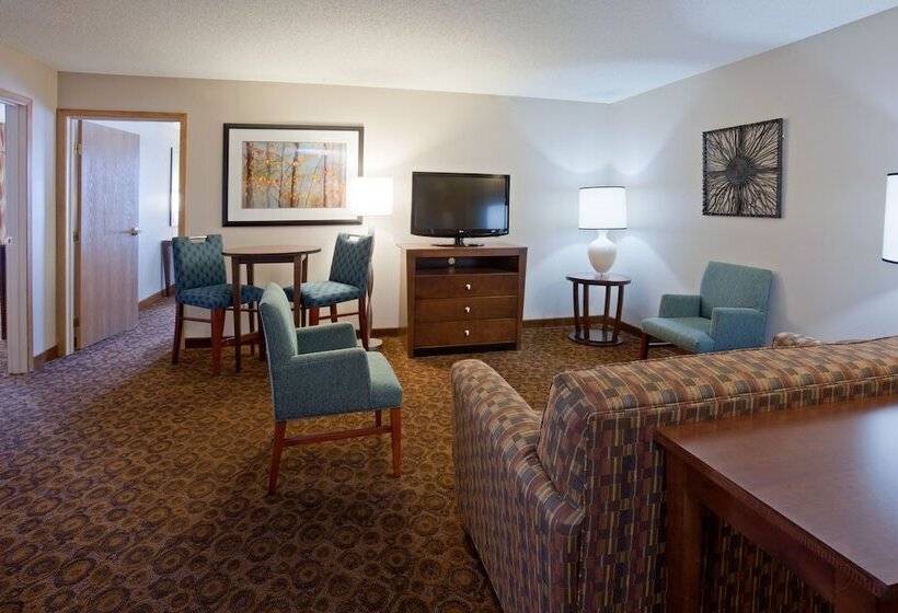 جناح غرفتين نوم, Holiday Inn Express And Suites St. Cloud, An Ihg