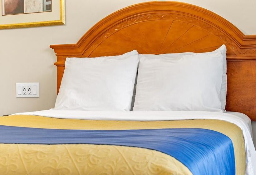 带2个双人床的标准工作室, Nights Inn Owen Sound