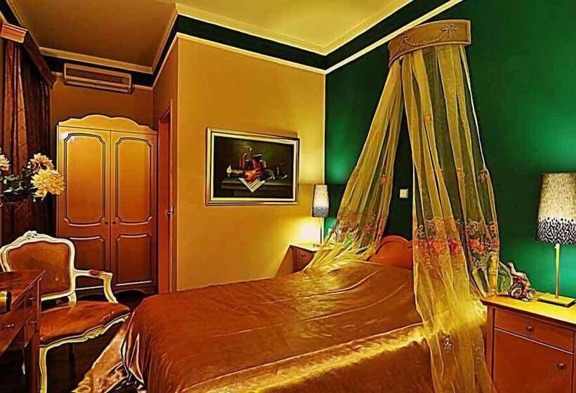 غرفة قياسية ثلاثية, Orfeas Classic