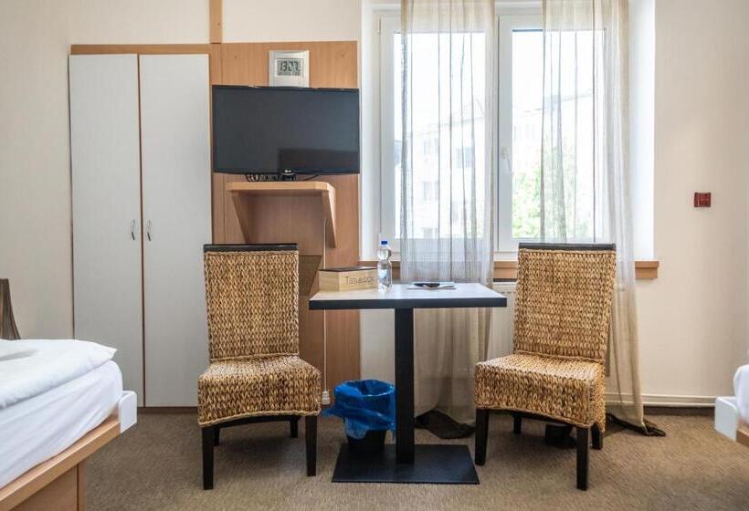 스탠다드 룸, Plzeň