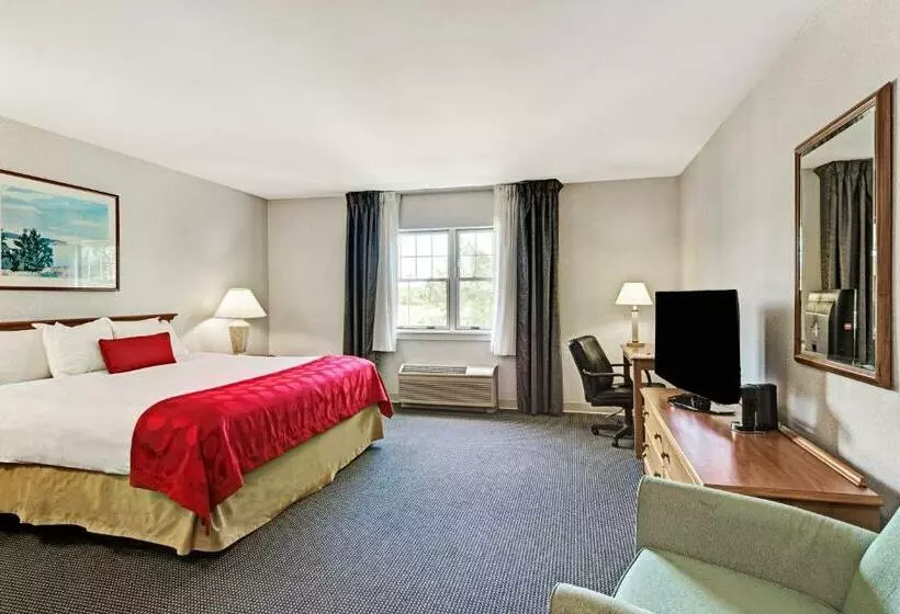 キングサイズベッドのスタンダードルーム, Ramada By Wyndham Saco/old Orchard Beach Area